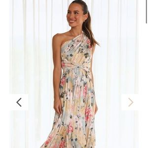 Flower one shoulder dress